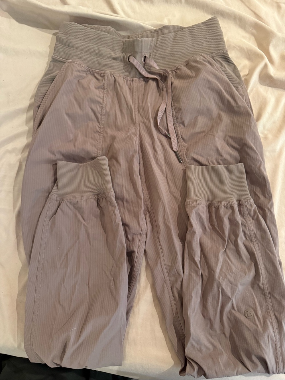 Lululemon joggers